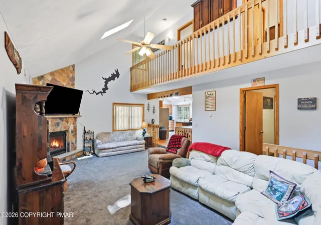 Photo 3 of Single family home for sale at 1046 Rainbow Dr, Lake Ariel, PA 18436 | MLS# PM-144182 | Listing updated on 2026-08-25