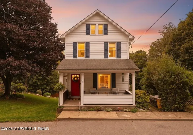 Photo 1 of Single family home for sale at 319 N 4th St, Bangor, PA 18013 | MLS# PM-144177 | Listing updated on 2026-08-26