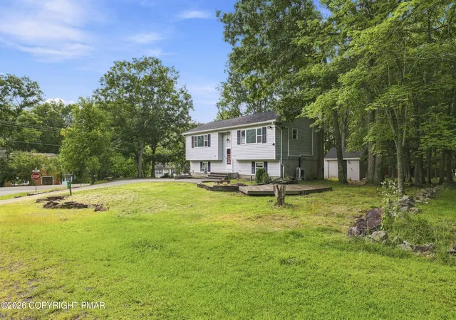 Photo 1 of Single family home for sale at 105 Ledgewood Dr, East Stroudsburg, PA 18301 | MLS# PM-144216 | Listing updated on 2026-09-24