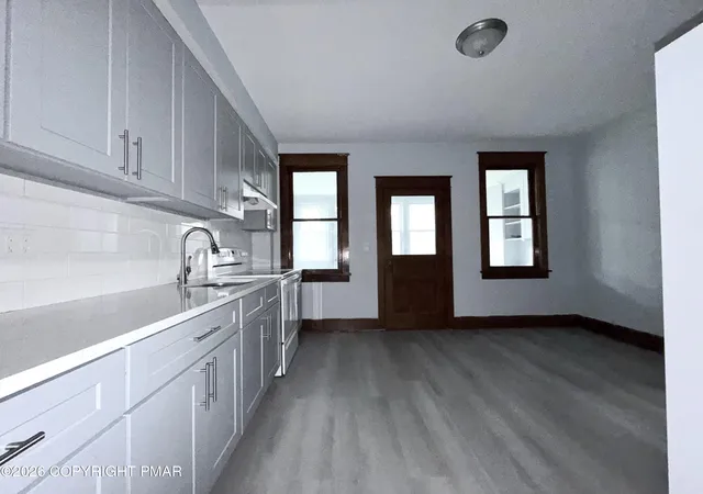 Photo 4 of Single family home for sale at 313-315 S Market St, Shamokin, PA 17872 | MLS# PM-144297 | Listing updated on 2026-08-29