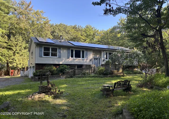 Photo 2 of Single family home for sale at 629 Carney Rd, Palmerton, PA 18071 | MLS# PM-144200 | Listing updated on 2026-09-11