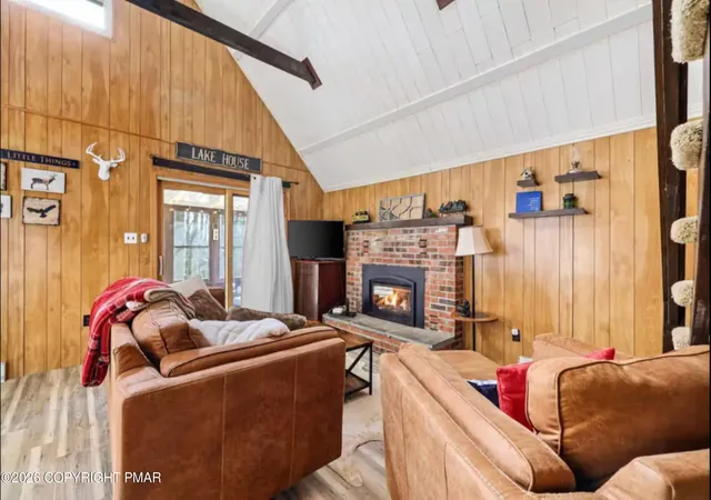 Photo 3 of Single family home for sale at 117 Outer Dr, Pocono Lake, PA 18347 | MLS# PM-144278 | Listing updated on 2026-10-24