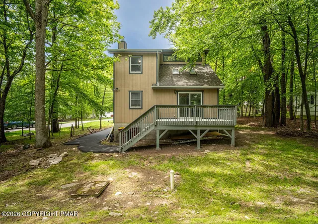 Photo 5 of Single family home for sale at 132 Cottonwood Ct, Milford, PA 18337 | MLS# PM-144217 | Listing updated on 2026-09-03
