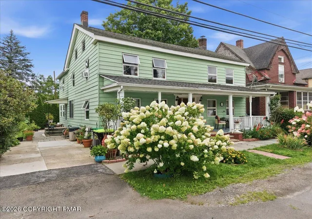 Photo 4 of Single family home for sale at 205 Maple Ave, Hawley, PA 18428 | MLS# PM-144254 | Listing updated on 2026-08-27