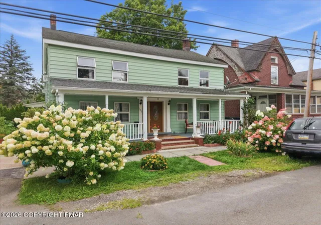 Photo 5 of Single family home for sale at 205 Maple Ave, Hawley, PA 18428 | MLS# PM-144254 | Listing updated on 2026-08-27