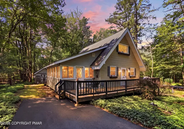 Photo 1 of Single family home for sale at 3307 Red Run Rd, Pocono Summit, PA 18346 | MLS# PM-144260 | Listing updated on 2026-08-27