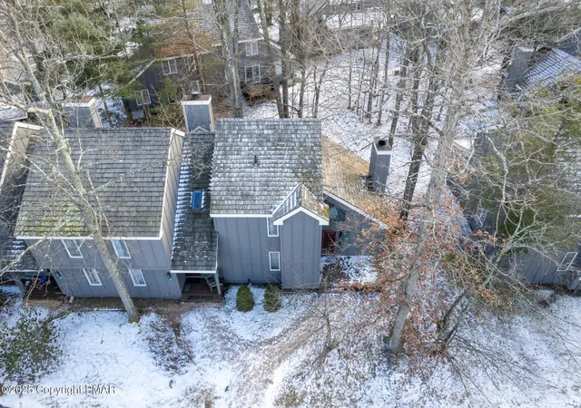 Photo 4 of Townhouse for sale at 69 Telemark, Lake Harmony, PA 18624 | MLS# PM-144263 | Listing updated on 2026-08-27