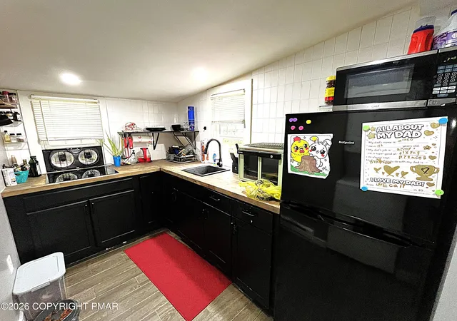 Photo 5 of Sale Pending at 33 Tom Tom Wy, Gouldsboro, PA 18424 | MLS# PM-144272 | Listing updated on 2026-08-31