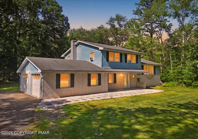 Photo 2 of Single family home for sale at 24 Tara Dr, East Stroudsburg, PA 18301 | MLS# PM-144293 | Listing updated on 2026-08-30