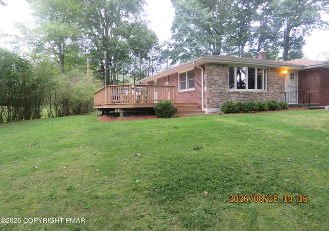 Photo 2 of Single family home for sale at 14 Bell Ter, Stroudsburg, PA 18360 | MLS# PM-144287 | Listing updated on 2026-10-14