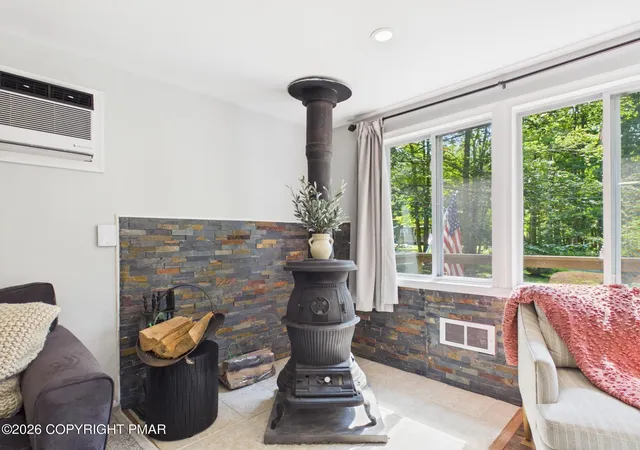 Photo 4 of Single family home for sale at 252 Pontiac Path, Pocono Lake, PA 18347 | MLS# PM-144290 | Listing updated on 2026-08-28