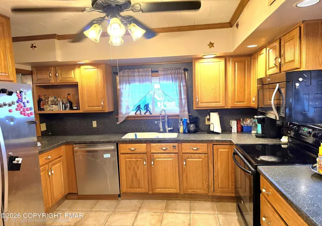 Photo 3 of Single family home for sale at 31 E Ludlow St, Summit Hill, PA 18250 | MLS# PM-144345 | Listing updated on 2026-09-01