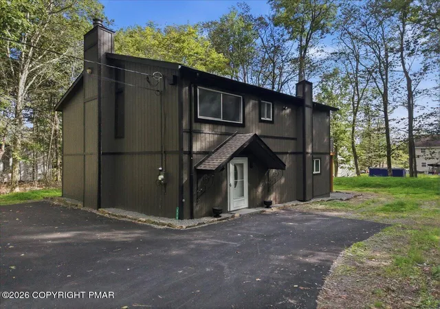 Photo 2 of Single family home for sale at 215 Dorset Rd, Tobyhanna, PA 18466 | MLS# PM-144344 | Listing updated on 2026-09-03