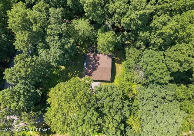 Photo 3 of Single family home for sale at 319 Casper Rd, East Stroudsburg, PA 18302 | MLS# PM-144308 | Listing updated on 2026-09-02