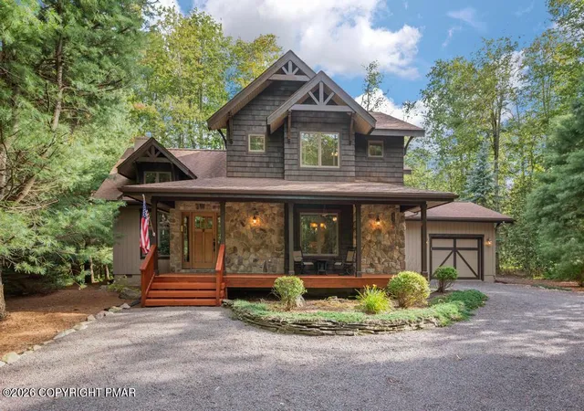 Photo 2 of Single family home for sale at 186 Gross Dr, Pocono Pines, PA 18350 | MLS# PM-144305 | Listing updated on 2026-09-06