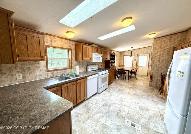 Photo 1 of Manufactured home for sale at 212 Hope Dr, New Ringgold, PA 17960 | MLS# PM-144311 | Listing updated on 2026-10-19