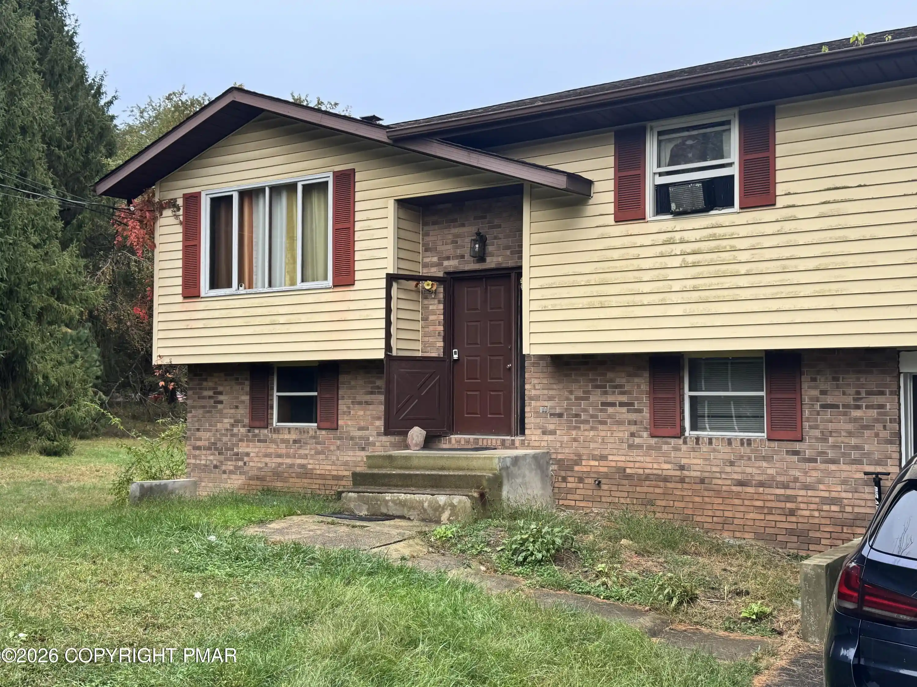 Photo 1 of Single family home for sale at 172 W Hills Dr, Stroudsburg, PA 18360 | MLS# PM-146055 | Listing updated on 2026-10-30