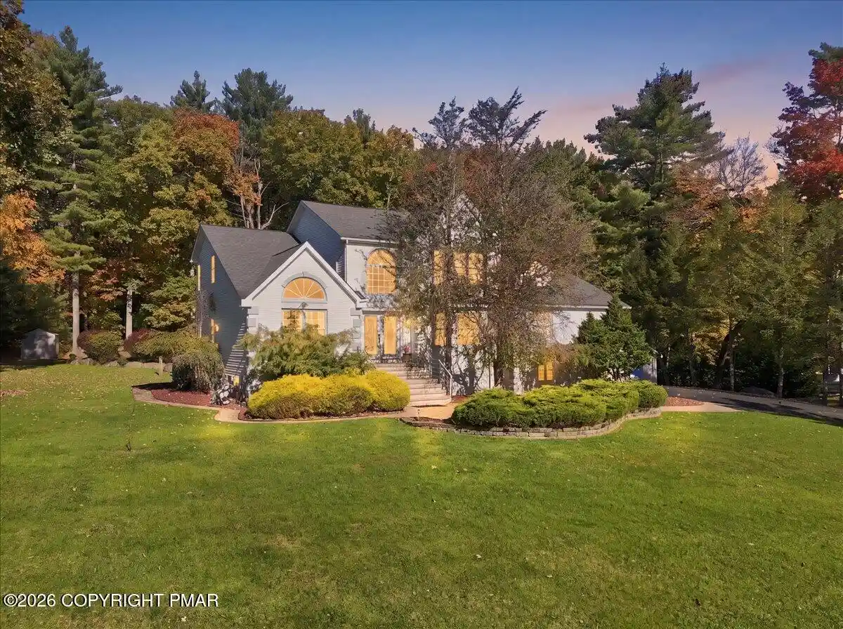 Photo 1 of Single family home for sale at 125 Estate Dr, East Stroudsburg, PA 18301 | MLS# PM-145869 | Listing updated on 2026-10-23