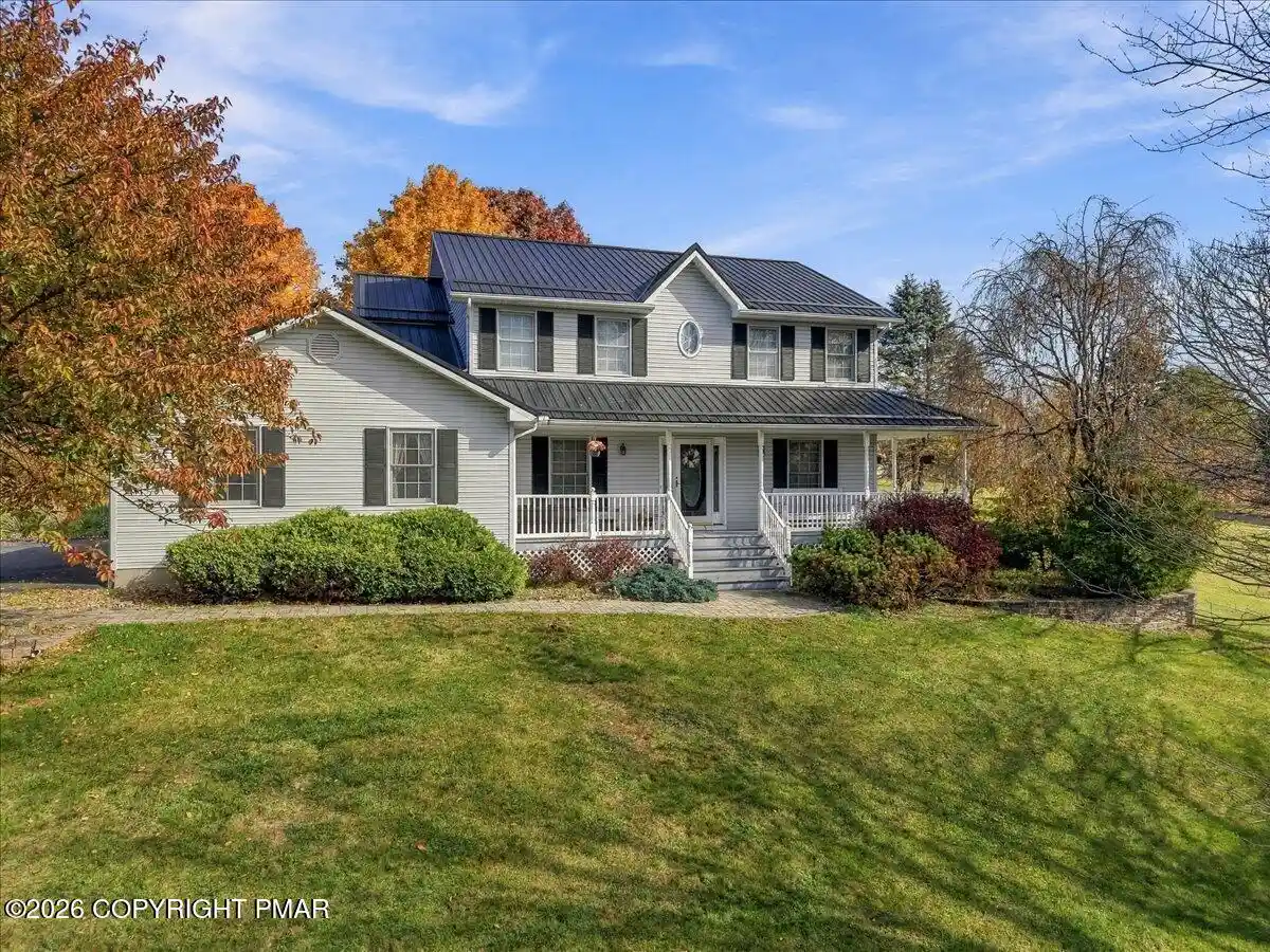 Photo 1 of Single family home for sale at 1630 Mohican Ct, Effort, PA 18330 | MLS# PM-146052 | Listing updated on 2026-10-30