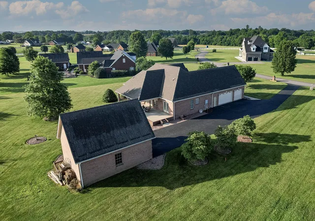 Photo 4 of Single family home for sale at 168 Master Ct, Hustonville, KY 40437 | MLS# 25013453 | Listing updated on 2025-11-25
