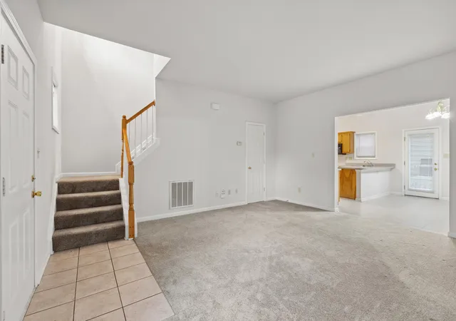 2nd image of 439 Newbury Way, Lexington, KY 40514 | MLS# 25013323
