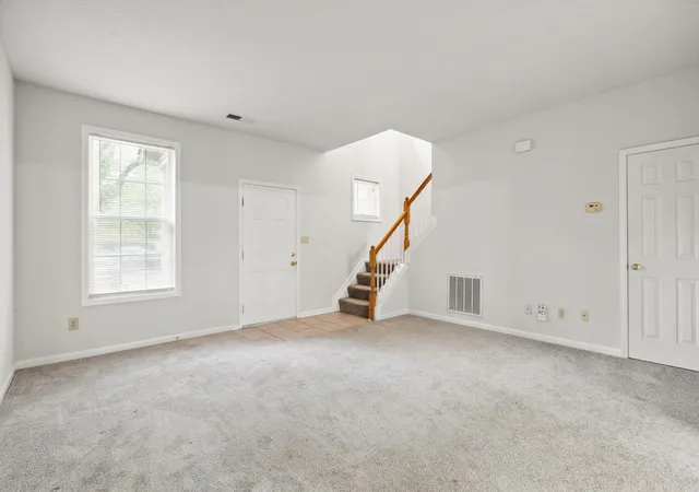 3rd image of 439 Newbury Way, Lexington, KY 40514 | MLS# 25013323
