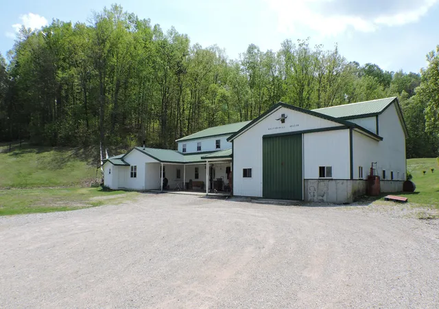 Homes for sale in Owingsville, KY | 1239 Old State Rd, Owingsville, KY 40360 | MLS# 24023110