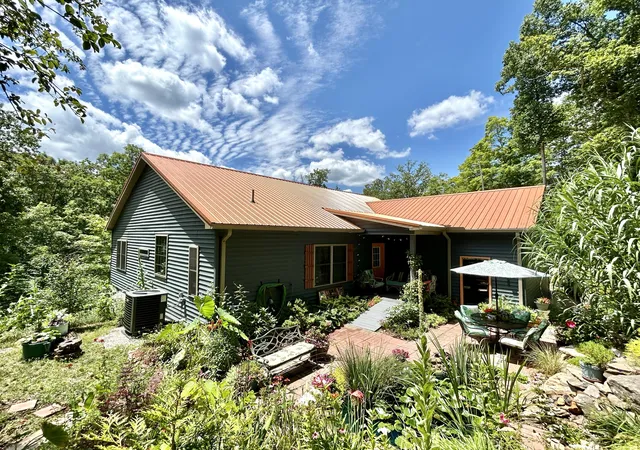 5th image of 3296 Omega Park Road, Somerset, KY 42501 | MLS# 25013987