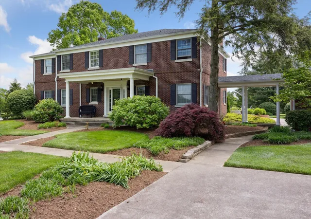 2nd image of 50 Chandamere Way, Nicholasville, KY 40356 | MLS# 25009221