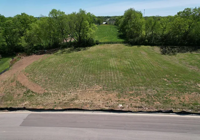 Photo 1 of Land for sale at 997 Crestfield Ln, Lexington, KY 40515 | MLS# 23008337 | Listing updated on 2025-11-06