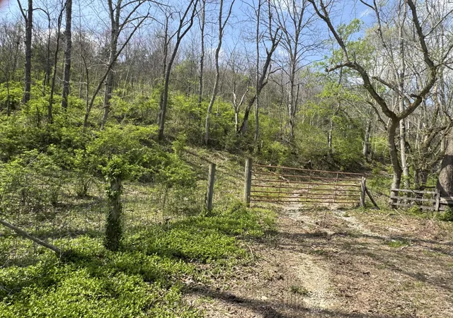 1st image of 0000 Tates Creek Rd, Richmond, KY 40475 | MLS# 25007718