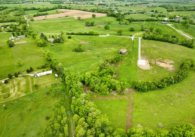 Photo 4 of House for sale at Tract 3 Cole Rd, Harrodsburg, KY 40330 | MLS# 25009714 | Listing updated on 2025-11-17