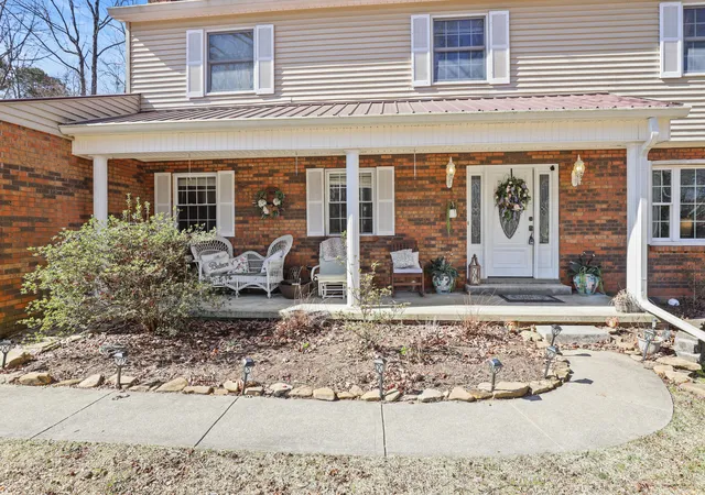 Photo 3 of Single family home for sale at 993 Oak Grv Church Rd, Corbin, KY 40701 | MLS# 25005534 | Listing updated on 2025-09-12