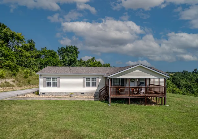Homes for sale in Owingsville, KY | 494 Janice Ln, Owingsville, KY 40360 | MLS# 25013991