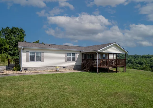 Homes for sale in Owingsville, KY | 494 Janice Ln, Owingsville, KY 40360 | MLS# 25013991