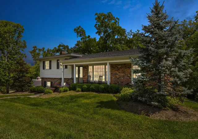 Photo 4 of Single family home for sale at 5 Fairwood Ln, Winchester, KY 40391 | MLS# 25014569 | Listing updated on 2025-09-12