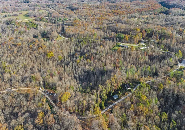3rd image of 376 Spring Hollow Rd, Beattyville, KY 41311 | MLS# 24024123