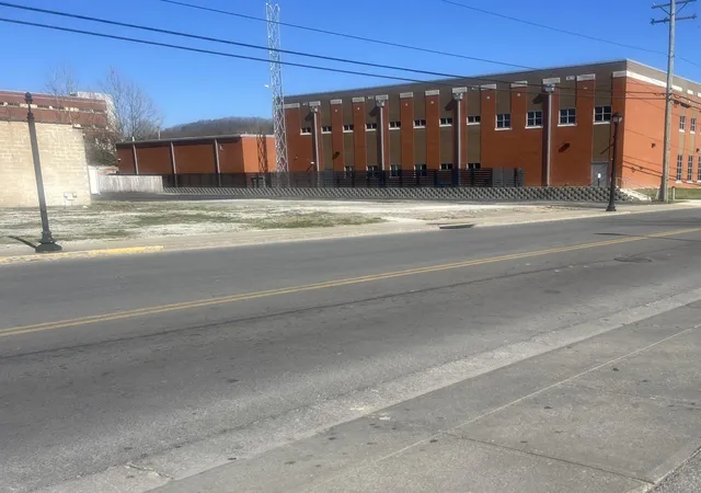 Photo 1 of Sale Pending at 315 W Main St, Morehead, KY 40351 | MLS# 25006007 | Listing updated on 2026-08-20