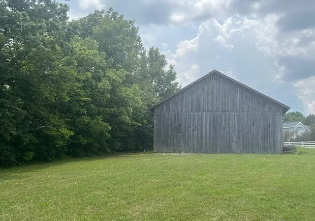 Photo 2 of Land for sale at 575 001 Winterhawk Ln, Danville, KY 40422 | MLS# 25006127 | Listing updated on 2025-09-12