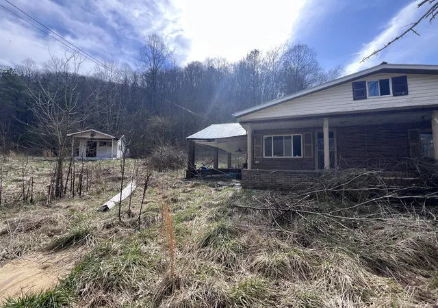 Homes for sale in Pinsonfork, KY | 9 Ball Branch Branch, Pinsonfork, KY 41555 | MLS# 25005058