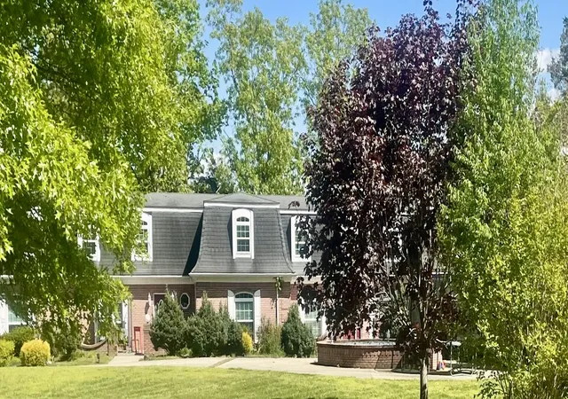 1st image of 390 Fountain Way, Somerset, KY 42501 | MLS# 24024627