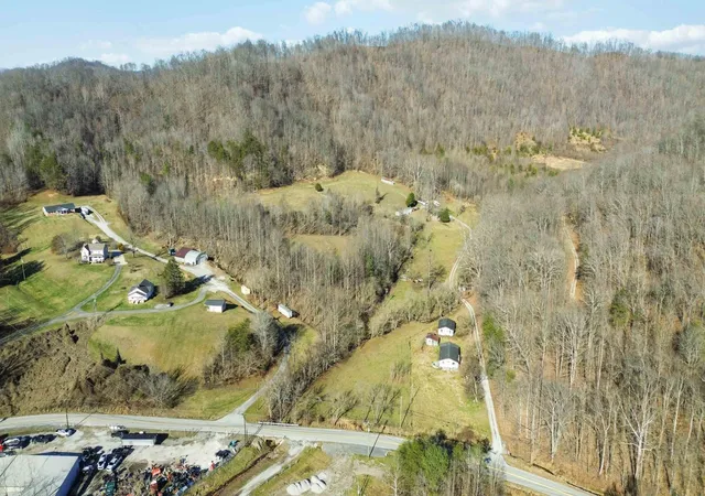 1st image of 9999 Old 25 E, Bimble, KY 40915 | MLS# 24024888