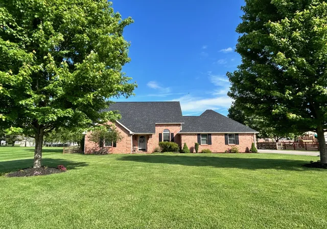 Photo 1 of Single family home for sale at 296 Ferry Rd, Somerset, KY 42503 | MLS# 25009928 | Listing updated on 2025-09-22