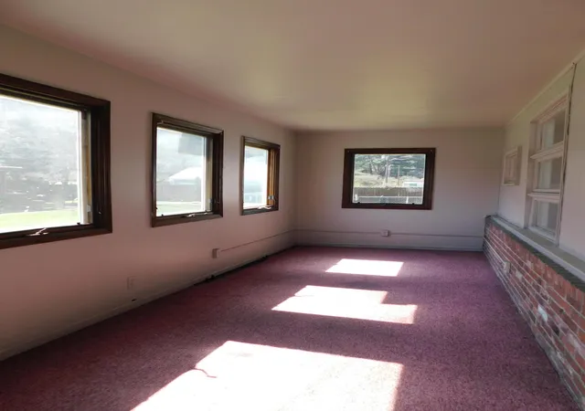 Photo 3 of Single family home for sale at 101 Dizney, Evarts, KY 40828 | MLS# 25005839 | Listing updated on 2026-10-05