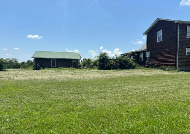 Photo 3 of Single family home for sale at 796 Winding Ridge Rd, Greensburg, KY 42743 | MLS# 25013403 | Listing updated on 2025-12-16