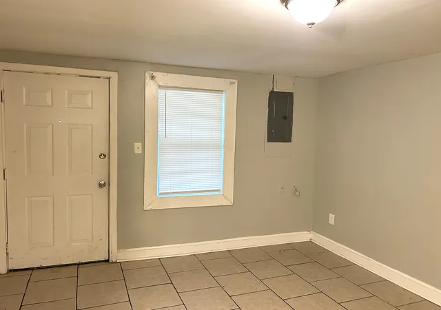 4th image of 430 Morgan Ave, Lexington, KY 40505 | MLS# 25009994