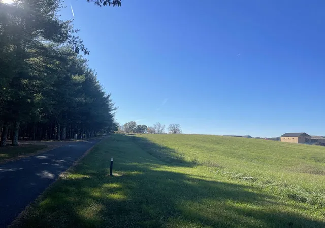 Homes for sale in Russell Springs, KY | Lot 86 Edgewater, Russell Springs, KY 42642 | MLS# 23021121