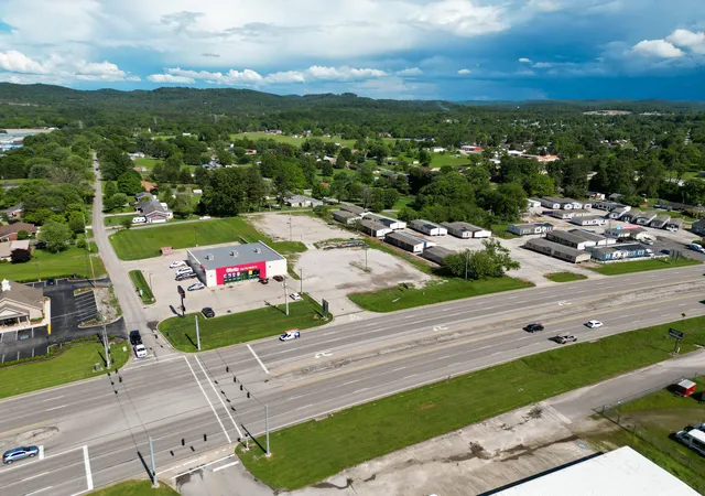 2nd image of 4770 S Hwy 27 Hwy, Somerset, KY 42501 | MLS# 25010042