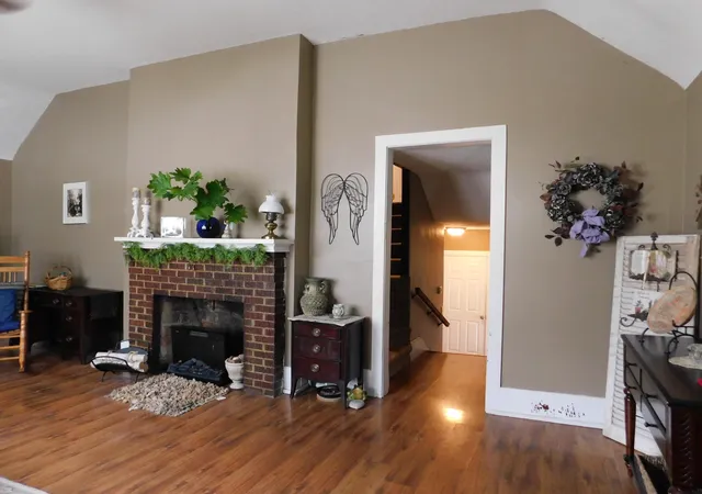 Photo 3 of Single family home for sale at 716 Ivy Hill, Harlan, KY 40831 | MLS# 25005160 | Listing updated on 2025-09-15