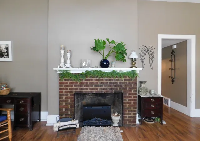 Photo 4 of Single family home for sale at 716 Ivy Hill, Harlan, KY 40831 | MLS# 25005160 | Listing updated on 2025-09-15